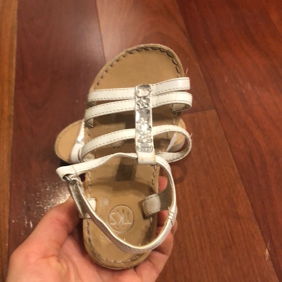 Girls TKS Sandals - Picture 3 of 5